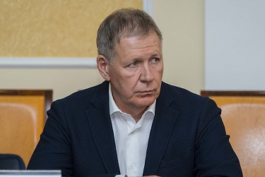 Руководство Заксобрания и лидеры фракций встретились с губернатором Евгением Солнцевым